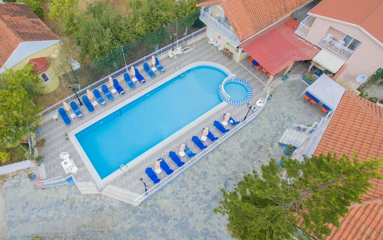 Tsolakis Studios & Apartments ลากานาส ภายนอก รูปภาพ