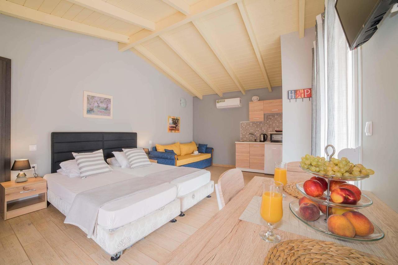 Tsolakis Studios & Apartments ลากานาส ภายนอก รูปภาพ
