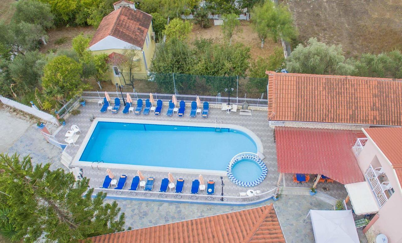 Tsolakis Studios & Apartments ลากานาส ภายนอก รูปภาพ