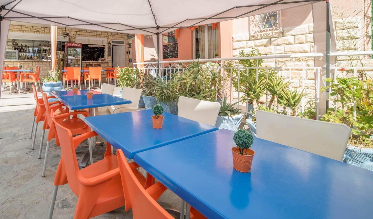 Tsolakis Studios & Apartments ลากานาส ภายนอก รูปภาพ